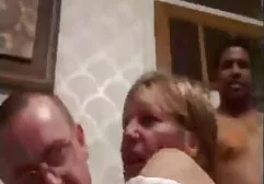 Die Vagina einer jungen russischen Hündin wird durch Dildoeingaben der beste tittenfick wild belebt