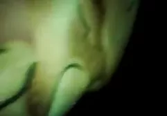 Die geile Fotze einer reifen sexy tittenfick schwarzen Frau spritzt viel vom Vibrator