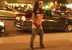Zwei reife Pornomodels bringen einen Freund in eine coole Beziehung tittenfick hd
