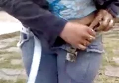 Fetisch-Outfit wirbelt erobert tittenfick mit riesen titten zwei Männer