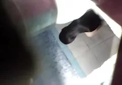 Big Ass Brunette liebt es eifrig in verschiedenen Posen lesben tittenfick zu ficken bis zur Ekstase