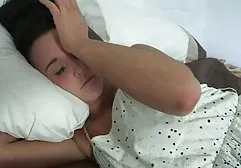 Die reiche tittenfick blasen deutsche Mutter sucht nach neuen und starken Gefühlen beim Sex