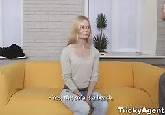 Musikauswahl mit Aufnahmen einer deutscher tittenfick halbnackten Berühmtheit
