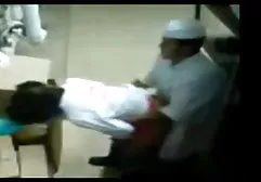 Krankenschwester tittenfickvideo fickt ihre Patientin