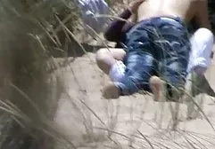 Zwei bh tittenfick reife schwarze Zweige ficken erfolgreich zusammen im Bett