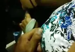 Reife Frau wird von Ehemanns Faust in ihren gierigen Arsch brutal sexy tittenfick gefickt